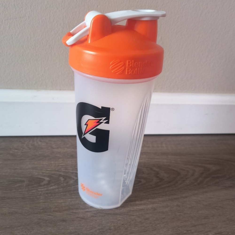 Gatorade Shaker Bottle 28 Ounce Protien Ball Blender Bottle Hydrate Cocktails